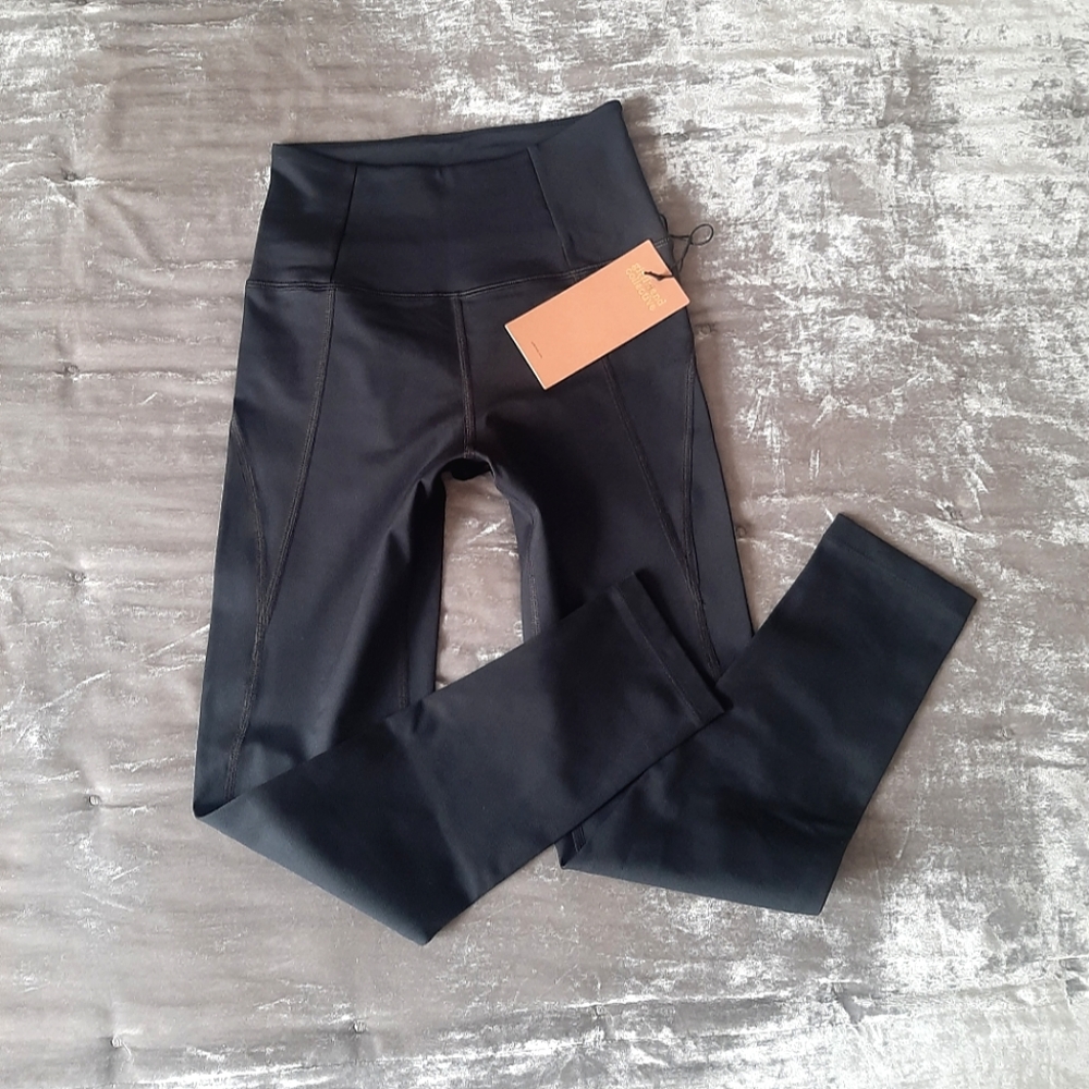 NWT- Girlfriend Collective Compression High-Rise Leggings